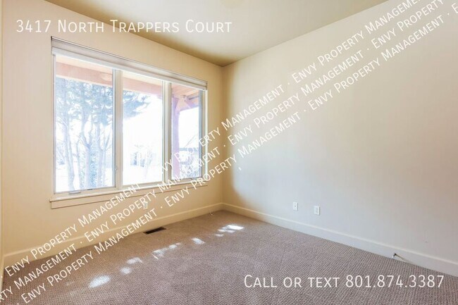 Building Photo - 3417 N Trappers Ct