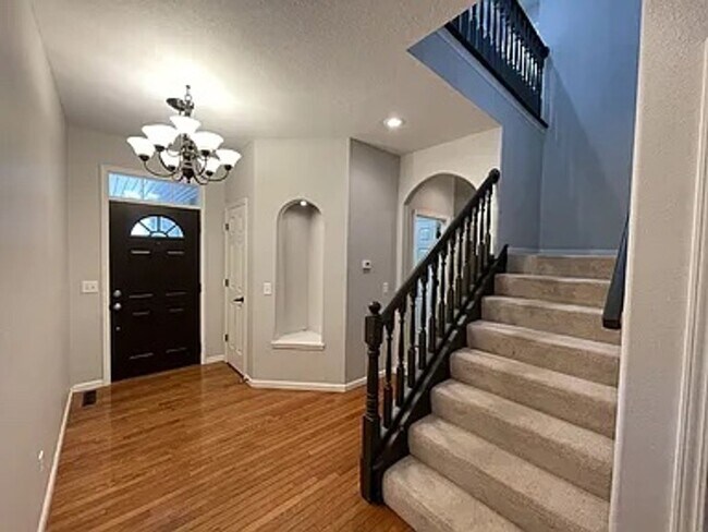 Building Photo - Here is your chance for a fancy 4 bedroom,...