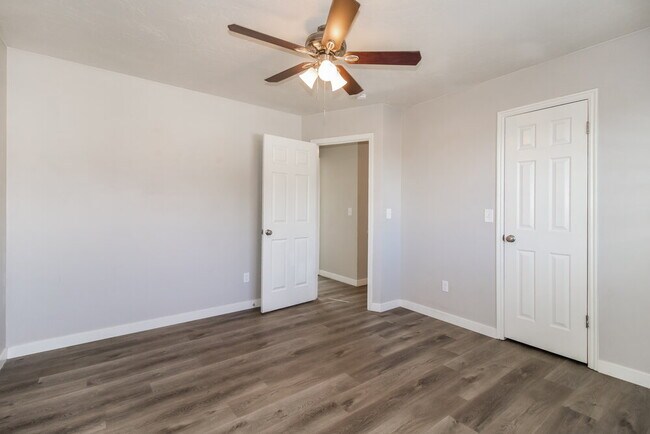 Building Photo - 5496 W 6600 S