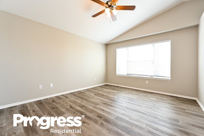 Building Photo - 6045 S Meadow Lark Pl