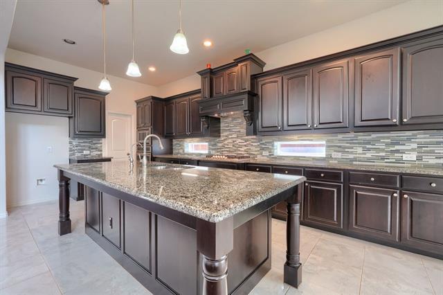 Building Photo - 12990 Lourdes Ln