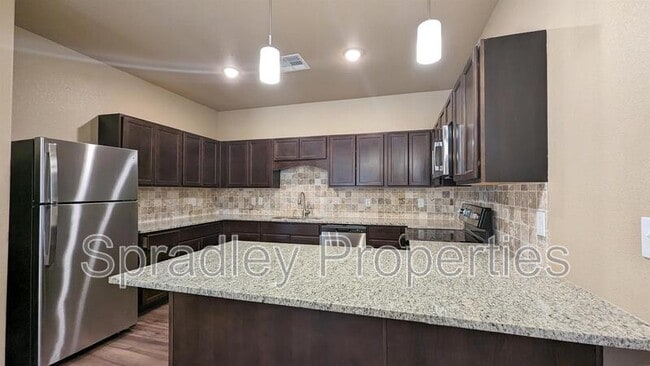 Building Photo - 1083A Hibiscus Dr