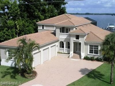 Primary Photo - 4463 E Riverside Dr