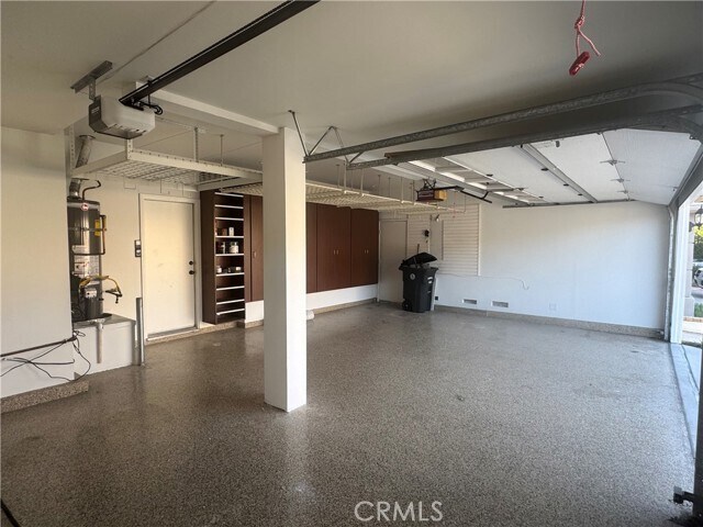 Building Photo - 27935 Hedgeline Dr