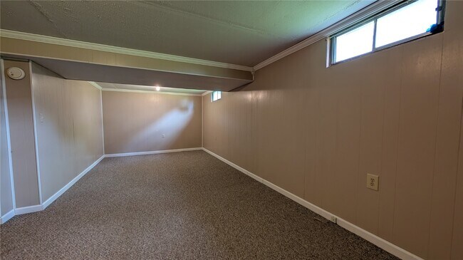 Building Photo - 3220 Highgate Ln