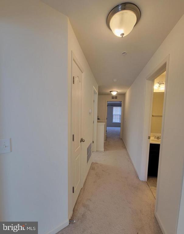 Building Photo - 17026 Beveridge Dr
