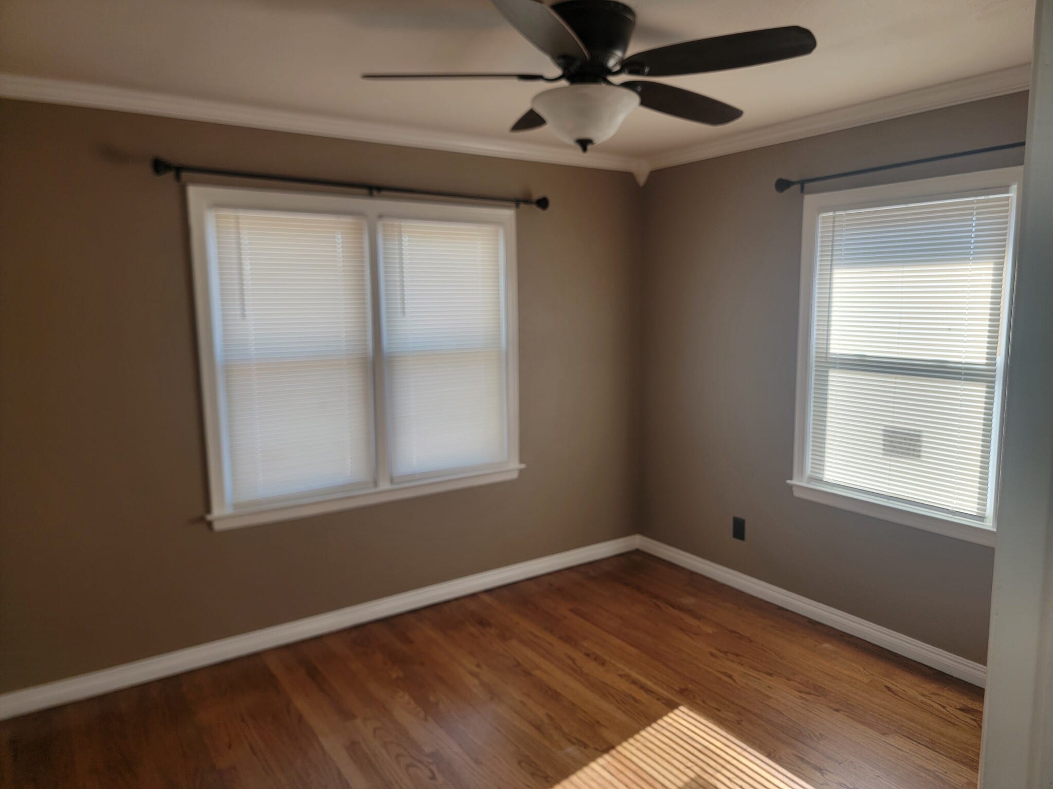 Building Photo - 3701 N Drexel Blvd