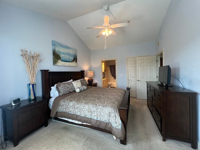 Building Photo - Myrtle Beach - 2 Bedroom / 2 Bath Furnished Condo