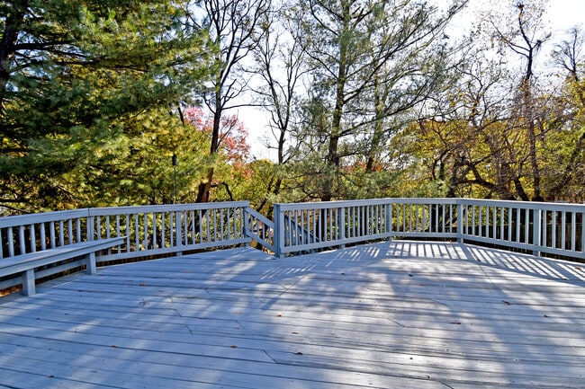 Building Photo - 6803 Woodstone Pl