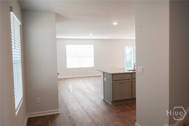 Building Photo - 391 Coconut Dr