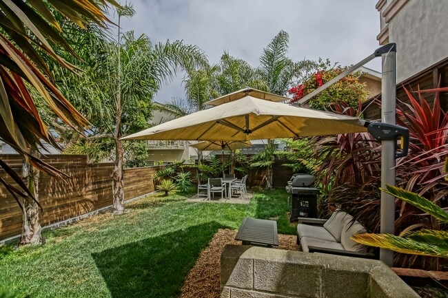 Building Photo - ENJOY INDOOR/OUTDOOR CALIFORNIA LIVING IN THIS CHARMING & STYLISH, 3BR1.5BA GOLDEN HILLS HOME W/ ...