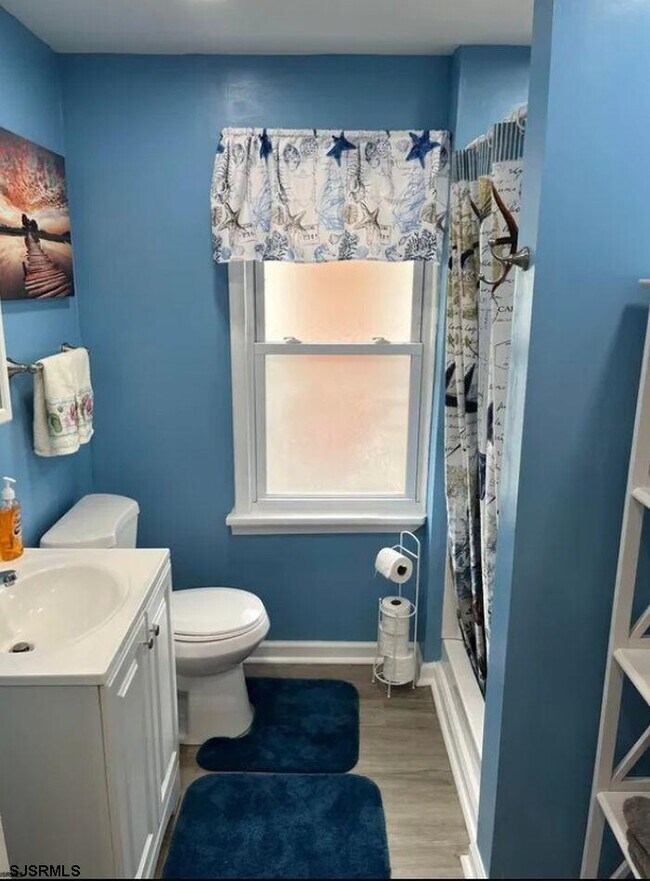 Building Photo - 106 N Rosborough Ave