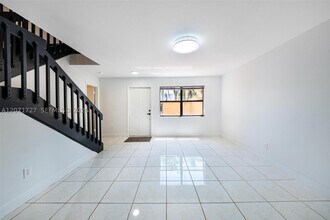 Building Photo - 15157 SW 95th St