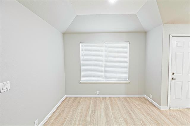 Building Photo - 1909 Morning Dove Dr