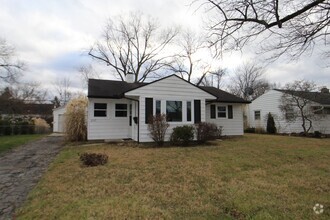 Building Photo - Upper Arlington Single Family