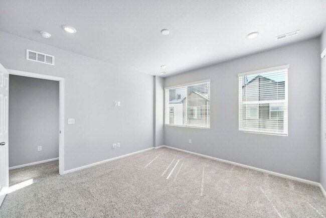 Building Photo - 12326 W 56th Ln