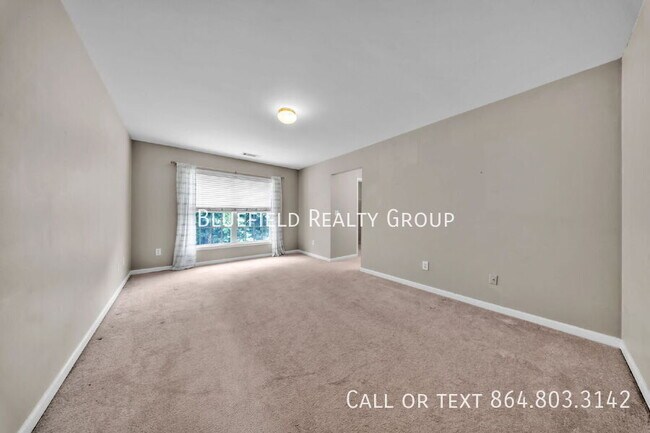 Building Photo - 417 Summergreen Way