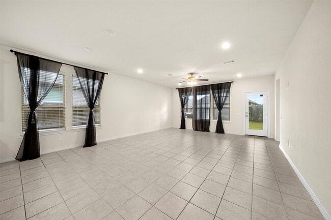 Building Photo - 24971 Jessamine Meadow Trl