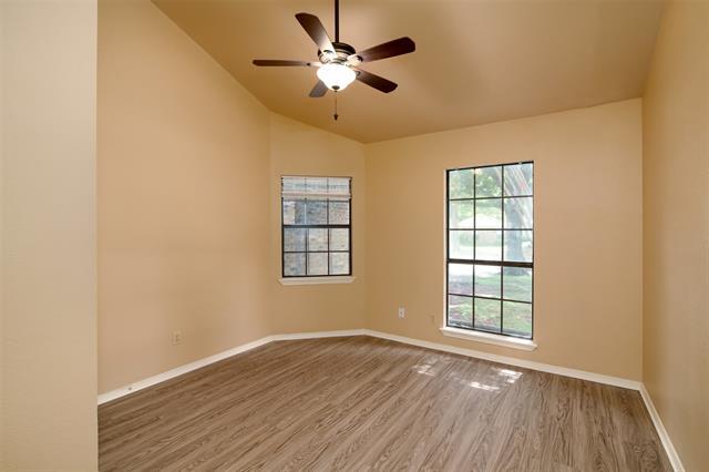 Building Photo - 2521 Liberty Ln