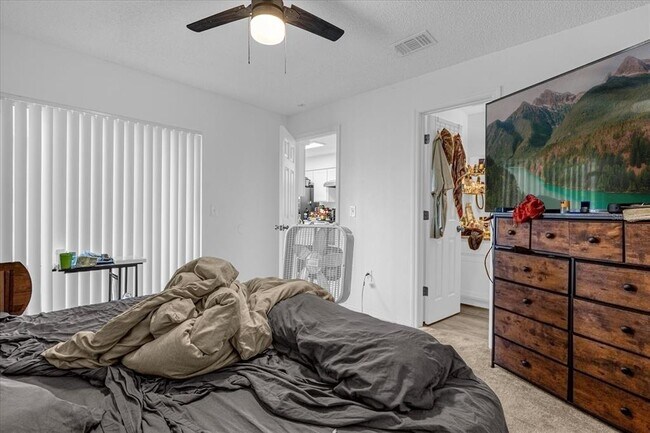 Building Photo - 1267 Woodman Way