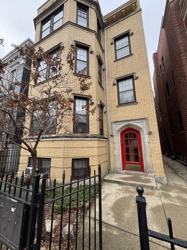 Building Photo - 3746 N Wayne Ave