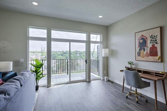 Building Photo - Fully Furnished Modern 3BR Retreat | Penthouse + Skyline Views