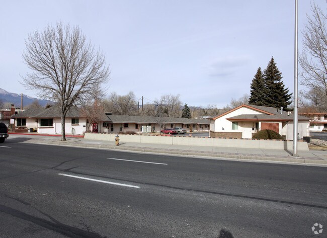 Building Photo - Plaza on Platte