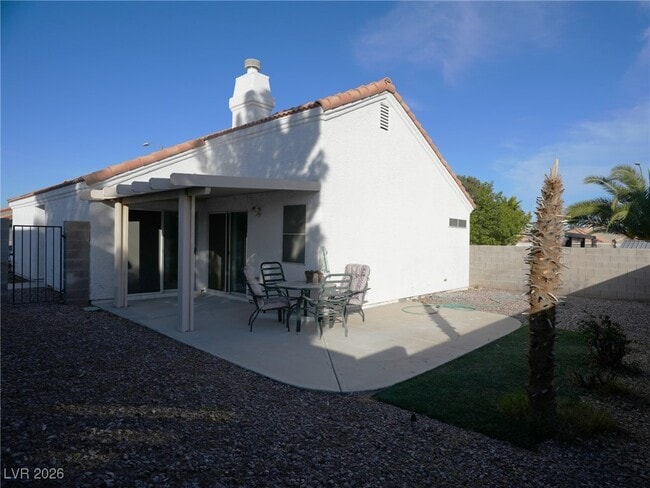 Building Photo - 8221 James Grayson Dr