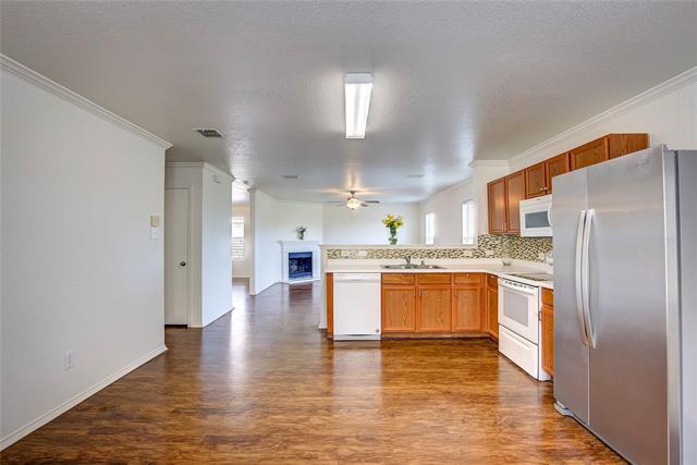 Building Photo - 14120 Silkwood Dr