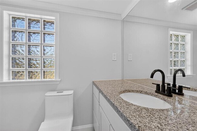 Building Photo - 4505 Cottonwood Dr