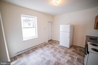 Building Photo - 1305 N Lawrence St