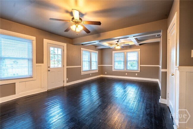 Building Photo - 3312 Falligant Ave