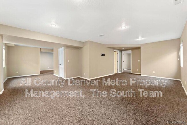 Building Photo - 7680 Elk Ct