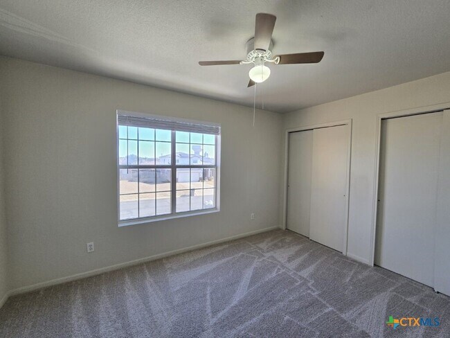 Building Photo - 4407 Paintbrush Dr