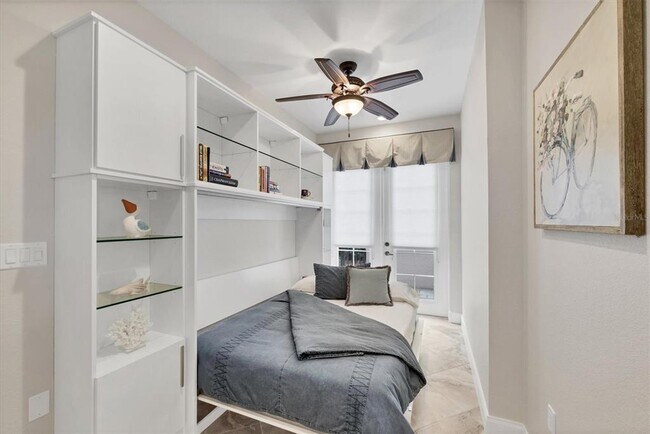 Building Photo - 455 Nokomis Ave S