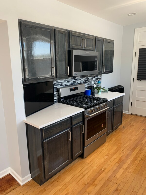 Building Photo - 8115 S Langley Ave