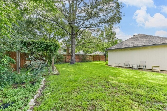 Building Photo - 1306 N Gabriel River Cir