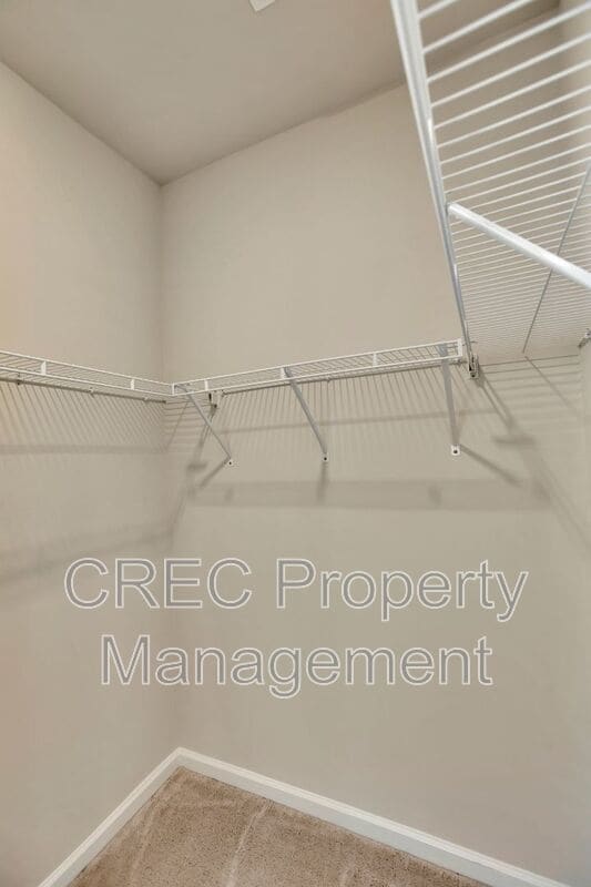 Building Photo - 306 Pathfinder Way