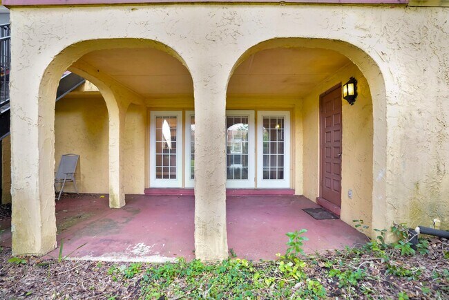 Building Photo - 3919 Bell Tower Dr