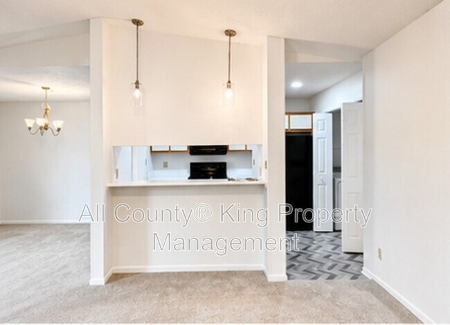 Building Photo - 342 Waterdown Dr