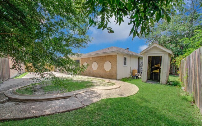 Building Photo - 10606 Beckfield Dr