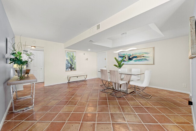 Building Photo - 3610 S Ocean Blvd