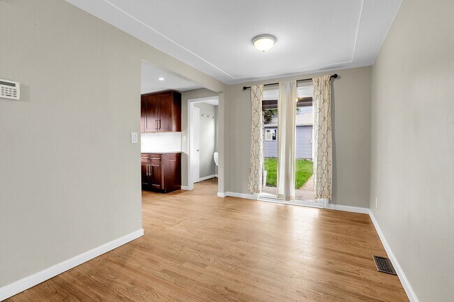 Building Photo - 4885 Tejon St