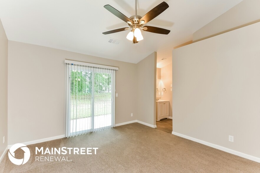 Building Photo - 738 Stonebridge Way