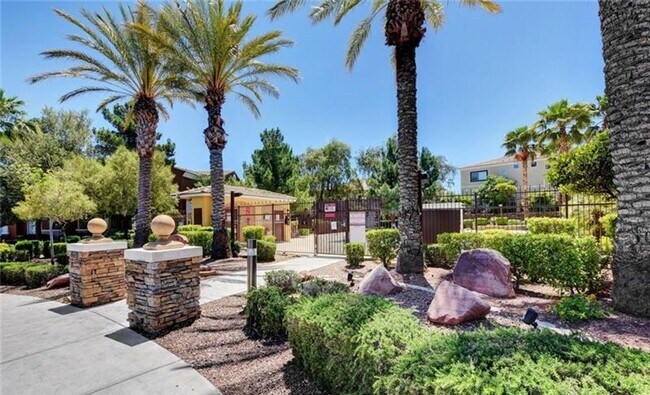 Building Photo - 9303 Gilcrease Ave
