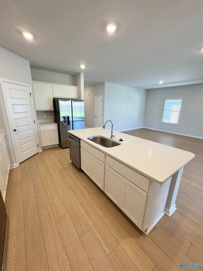 Building Photo - 28559 Halford Dr