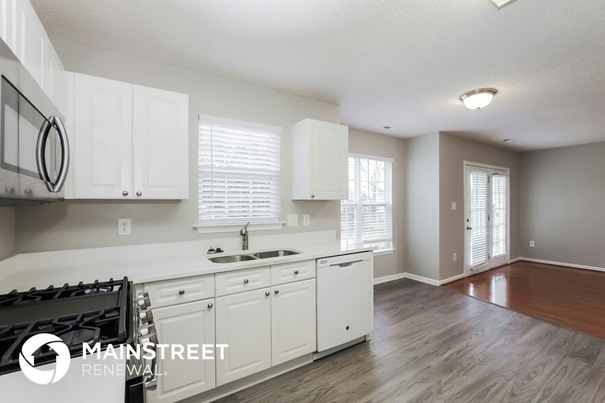 Building Photo - 3013 Trellis Ln