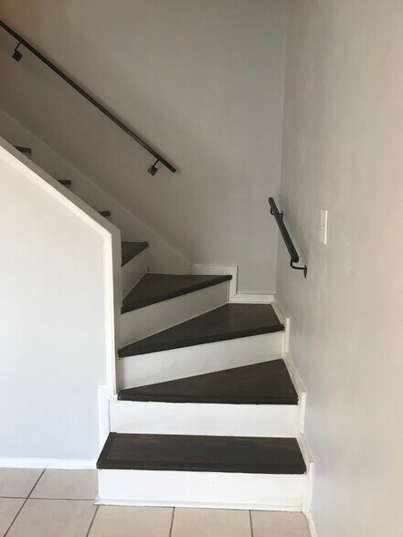 Updated stairs - 1338 Churing Dr