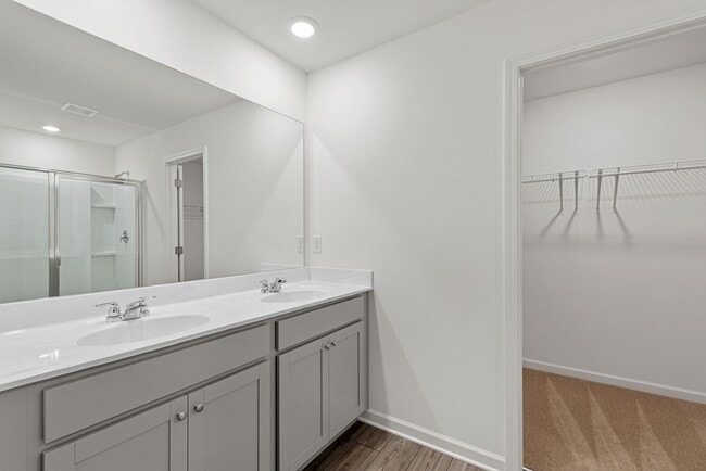 Building Photo - 5 bedroom, North Paulding High School,  Vi...