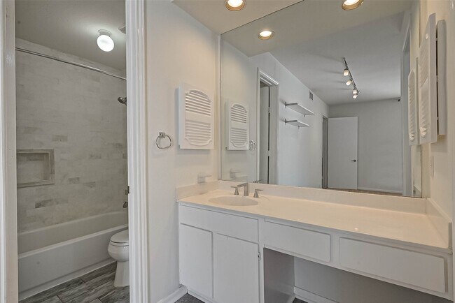 Building Photo - 2829 Timmons Ln